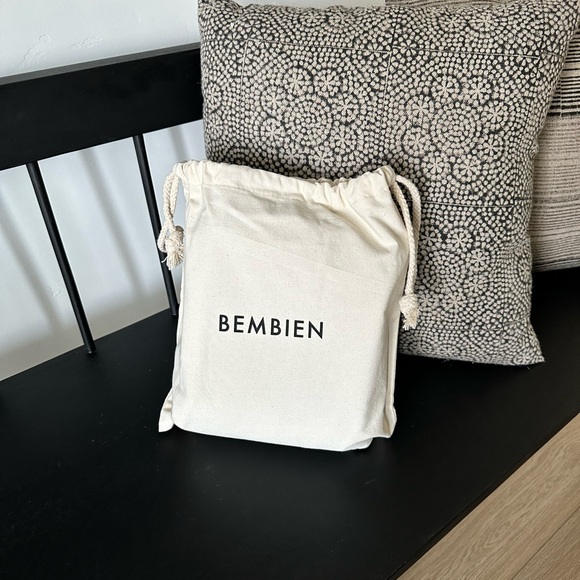 Bembien Woven Bag - Picture 2 of 3